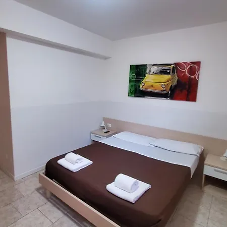 Vendégház Hb Bonomelli 15 *