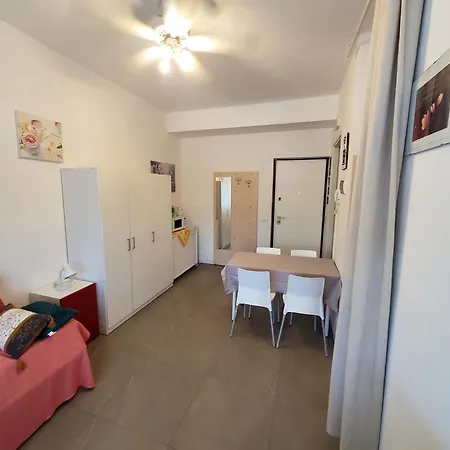 Hb Bonomelli 15 Guest house Bergamo