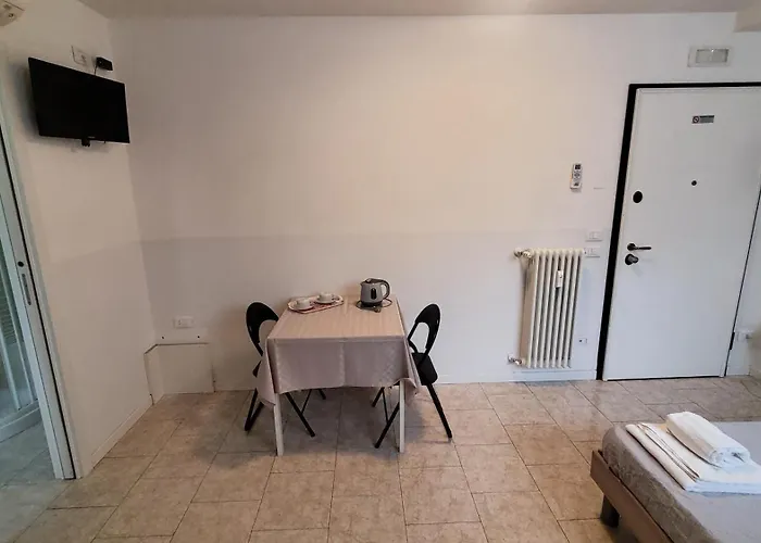 Hb Bonomelli 15 Guest house Bergamo