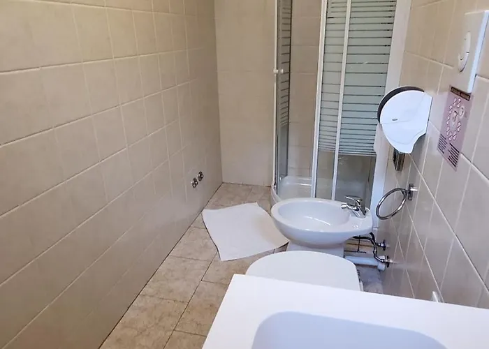 Hb Bonomelli 15 3* Bergamo