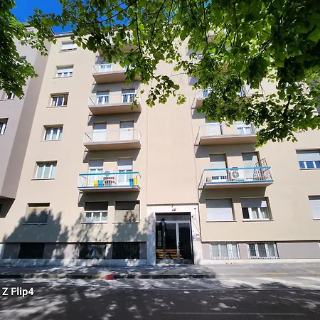 Hb Bonomelli 15 게스트하우스 베르가모